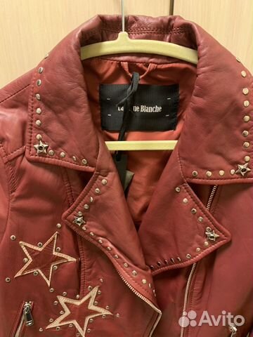 Новая Куртка кожаная красная Снежная 44 бордовая Новая Куртка кожаная красная Снежная 44 бордовая