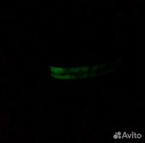 Кольцо из фильма Властелин кольца. светится в темн