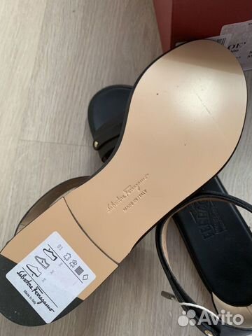 Сандалии Salvatore Ferragamo чёрный 37 Сандалии Salvatore Ferragamo чёрный 37