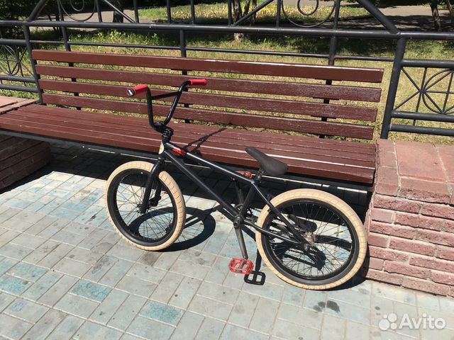 Кастомный BMX на топовых лёгких деталях