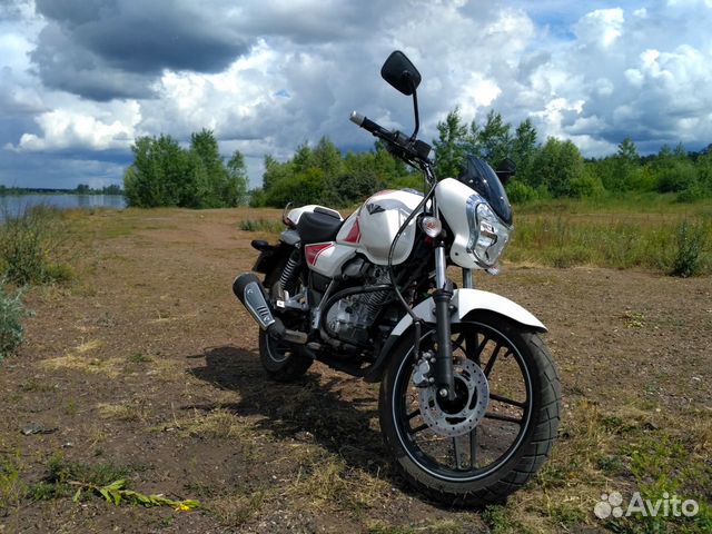 Мотоцикл Bajaj V150 (Баджадж)