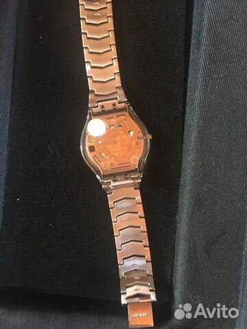 Часы женские Swatch со стразами