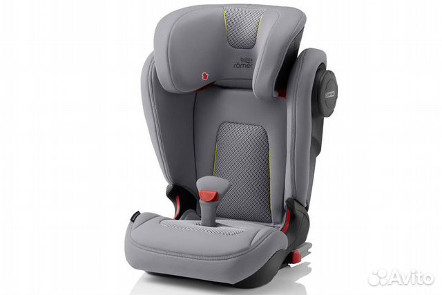 Новое kidfix III M Britax Romer