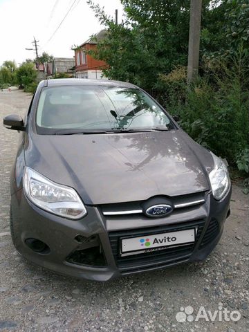 Ford Focus 1.6 МТ, 2013, битый, 126 500 км