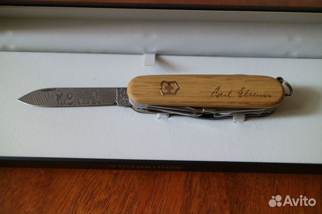Продам Victorinox Damascus 2013 г Продам Victorinox Damascus 2013 г