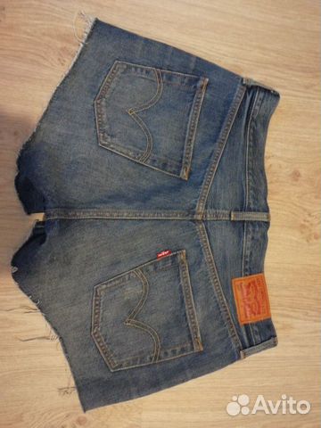 Джинсовые шорты Levis (s) и топ шелковый(s)