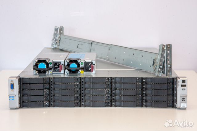 HP DL380p G8 25SFF 2x E5-2680 32 GB