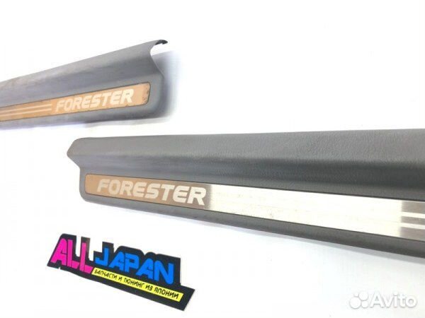 Накладка порога в салоне передняя Subaru Forester Накладка порога в салоне передняя Subaru Forester