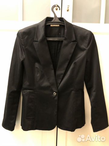 Пиджаки dkny чёрный и белый