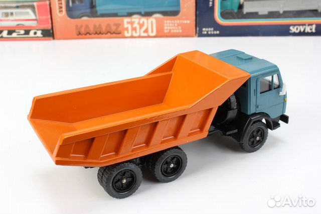 Масштабная модель автомобиля 1:43 Камаз 5511 СССР