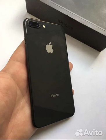 iPhone 8 Plus