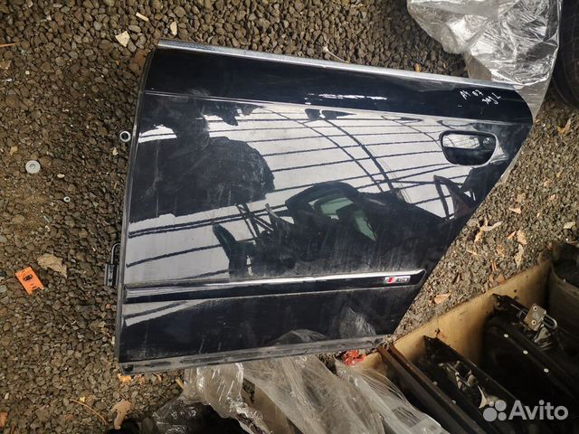 Audi a4b7 дверь задняя левая черная Audi a4b7 дверь задняя левая черная