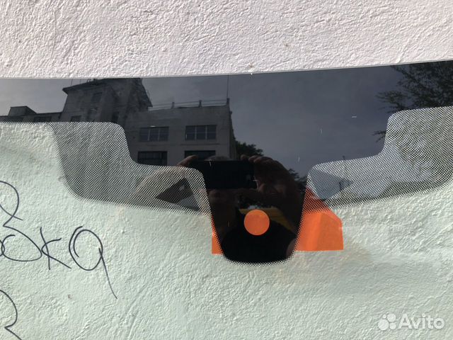 BMW 5 G30 2017 - лобовое стекло