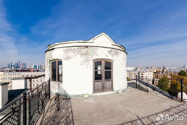 Своб. планировка, 1000 м², 6/9 эт.