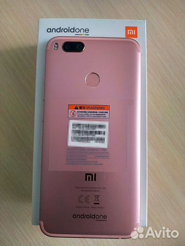 Телефон Xiaomi Mi A1 + чехол в подарок