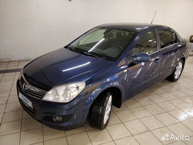 Opel Astra 1.8 МТ, 2011, 143 993 км Opel Astra 1.8 МТ, 2011, 143 993 км