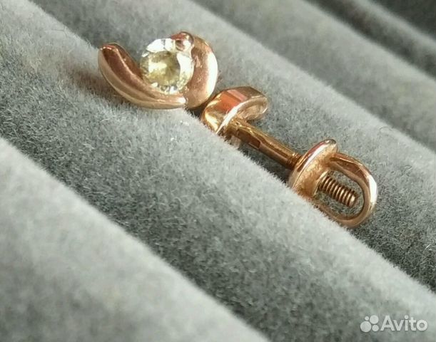 Золотые сережки гвоздики 1.45