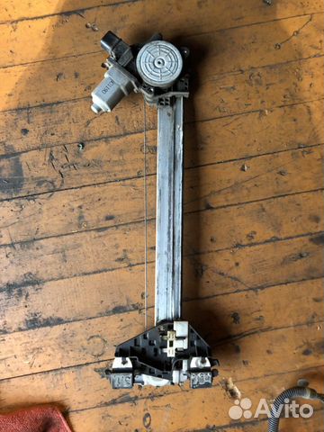 Стеклоподъемник задний правый Honda Civic 4d