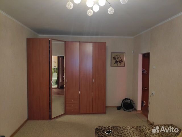 1-к квартира, 38 м², 1/10 эт.