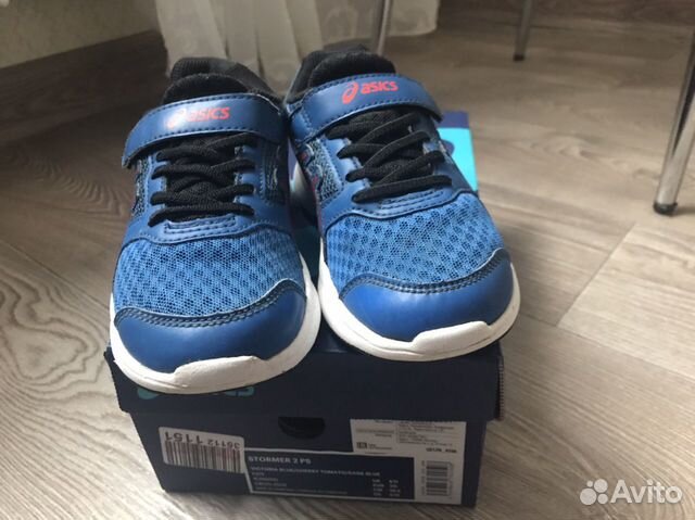 Кроссовки asics р.29 Кроссовки asics р.29