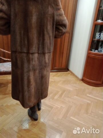 Шуба норковая цвет орех 48-50 Шуба норковая цвет орех 48-50