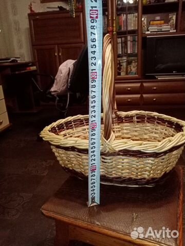 Корзина из ивового прута овальная Корзина из ивового прута овальная
