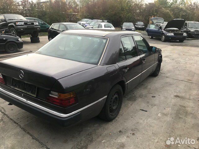 Разбор на запчасти Mercedes 124 1984-1993 Разбор на запчасти Mercedes 124 1984-1993