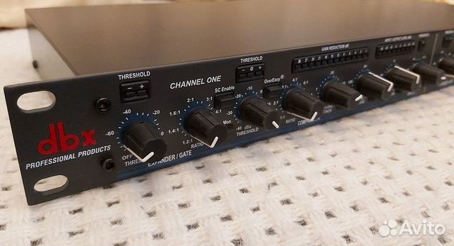 DBX 1066 стерео компрессор DBX 1066 стерео компрессор