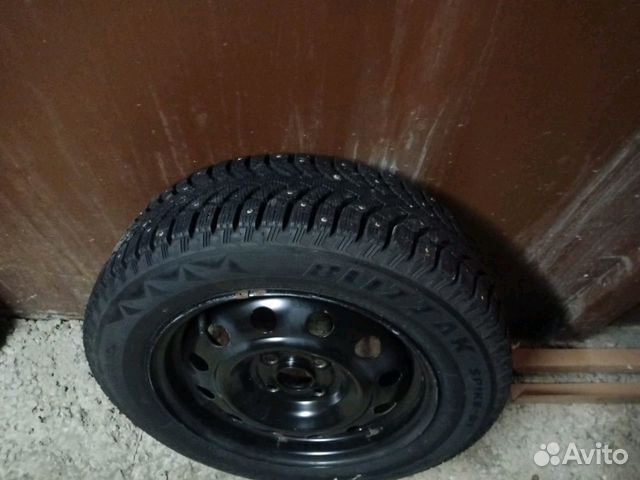 Шины Bridgestone с дисками 185/65r15 зима шипы Шины Bridgestone с дисками 185/65r15 зима шипы