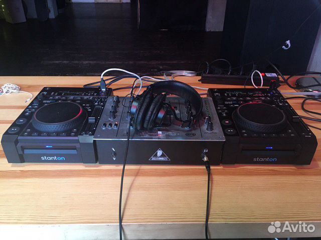 Dj cd проигрыватели с midi и Stanton cpm 800 Dj cd проигрыватели с midi и Stanton cpm 800