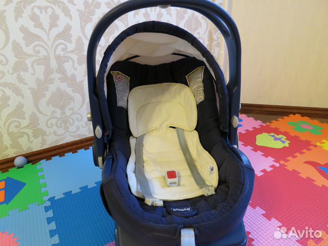 Автокресло Chicco Artsana Universal 0-13 Автокресло Chicco Artsana Universal 0-13