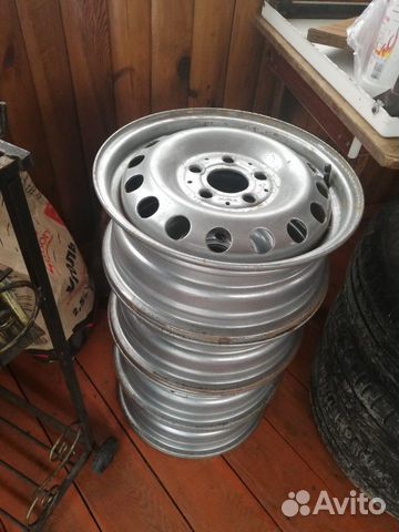 Диски (штамповки) r15 112 D66.6 Mercedes Диски (штамповки) r15 112 D66.6 Mercedes