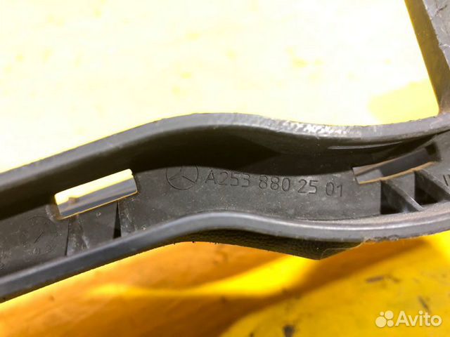 Кронштейн бампера задний Mercedes Glc X253