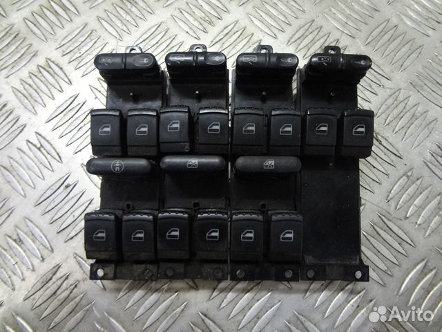 Блок кнопок стеклоподъемнка пассат б5 Блок кнопок стеклоподъемнка пассат б5