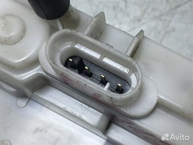 Замок двери передний левый Renault Megan 2 км