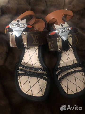 Сандалии Louis Vuitton