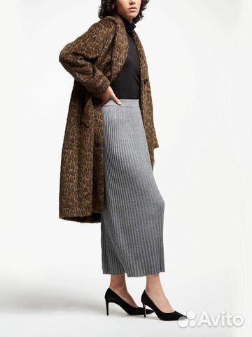 Пальто Max Mara Weekend Пальто Max Mara Weekend