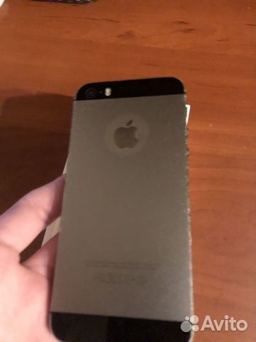 Телефон iPhone 5s Телефон iPhone 5s