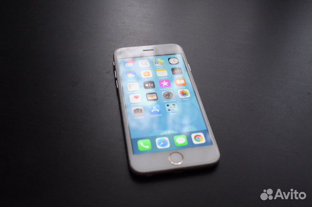Телефон iPhone 6s 64Gb