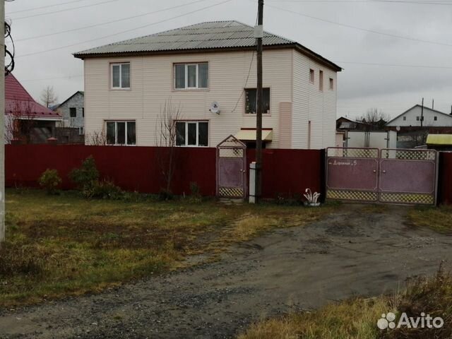 Дом 200 м² на участке 10 сот.