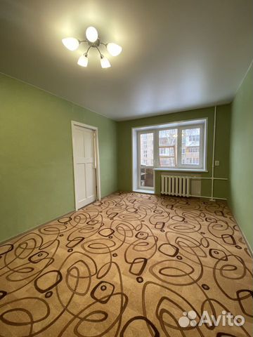2-к квартира, 42 м², 3/5 эт. 2-к квартира, 42 м², 3/5 эт.