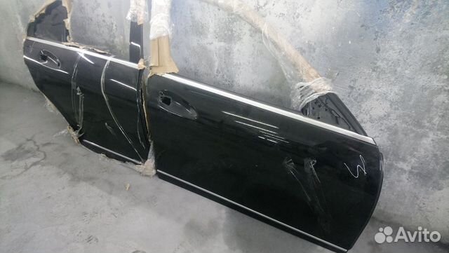 Дверь передняя правая Mercedes W204