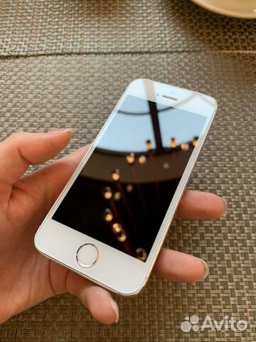 Телефон iPhone 5s 16 gb