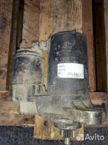Стартер VW б/у 020911023A