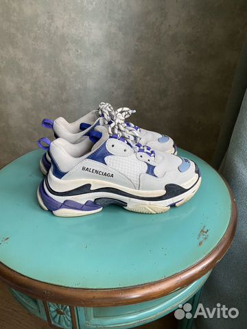 Кроссовки Balenciaga Triple S Кроссовки Balenciaga Triple S