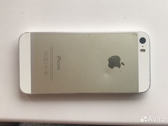 Телефон iPhone