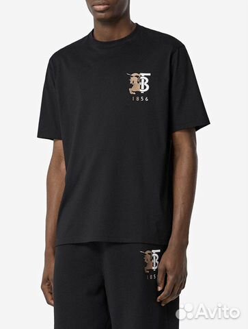 Burberry футболка с нашивкой логотипа чёрный Burberry футболка с нашивкой логотипа чёрный