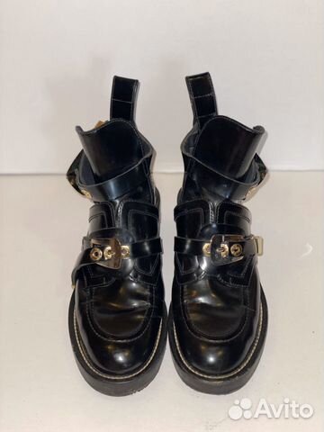 Культовые оригинальные ботильоны Balenciaga Культовые оригинальные ботильоны Balenciaga