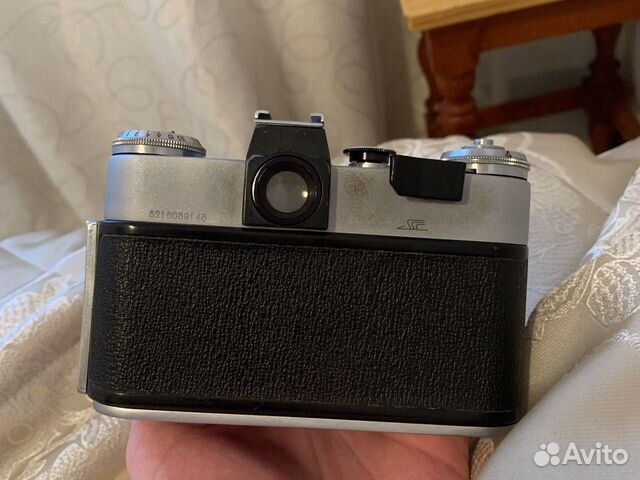 Фотоаппарат Зенит-Е с объективом Helios 44-2 Фотоаппарат Зенит-Е с объективом Helios 44-2