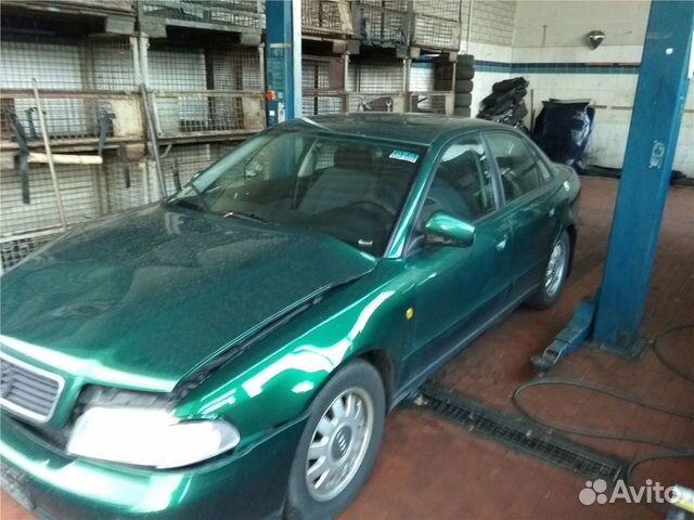 Разбор на запчасти Audi A4 (B5) 1994-2000 Разбор на запчасти Audi A4 (B5) 1994-2000